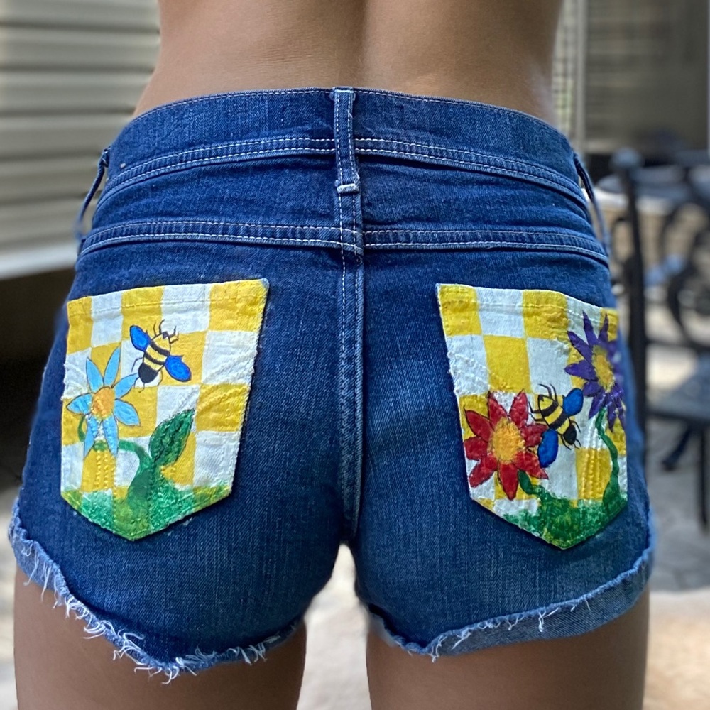 hollister customized shorts!